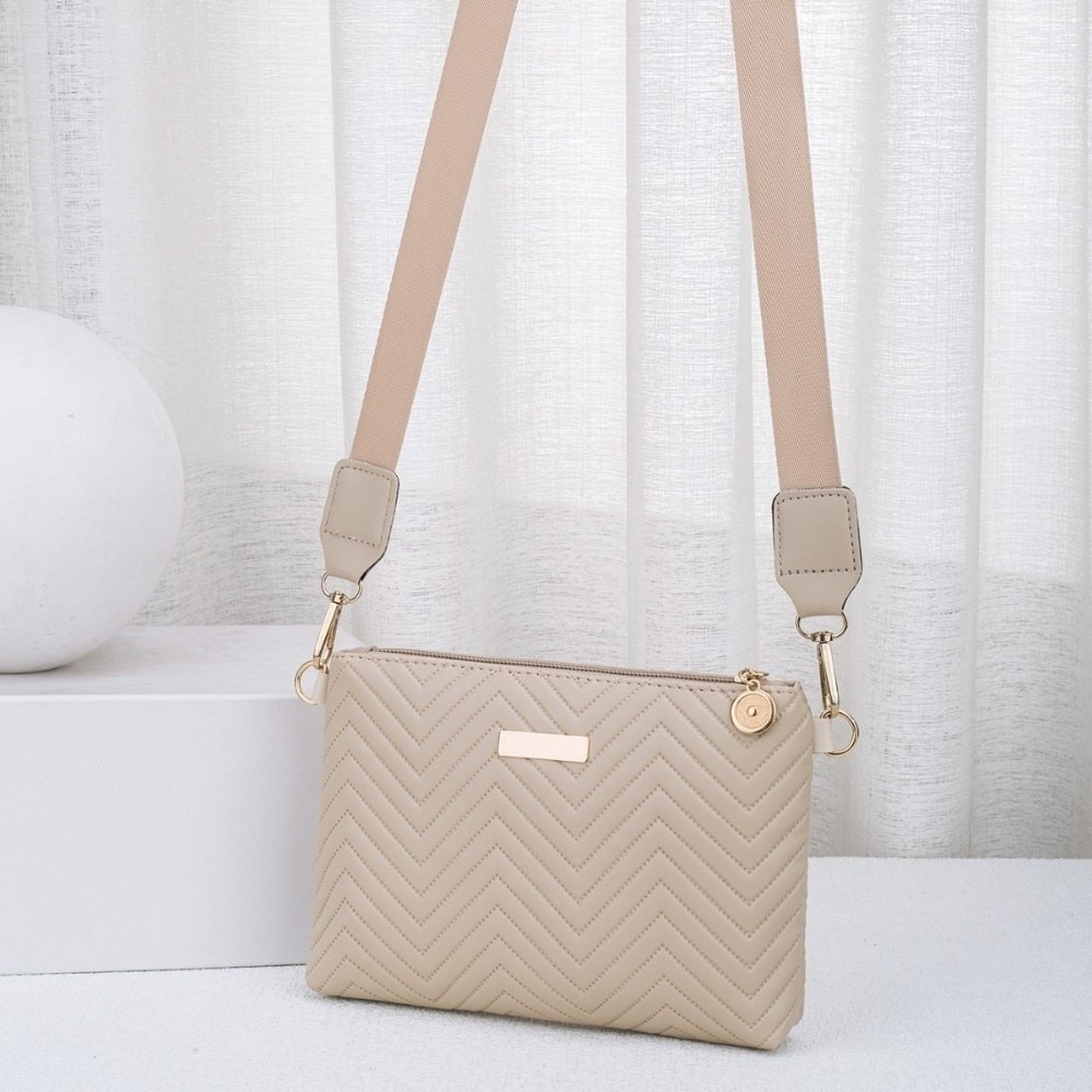 Chain Crossbody Quilted - Sac bandoulière matelassé 2025 à motif