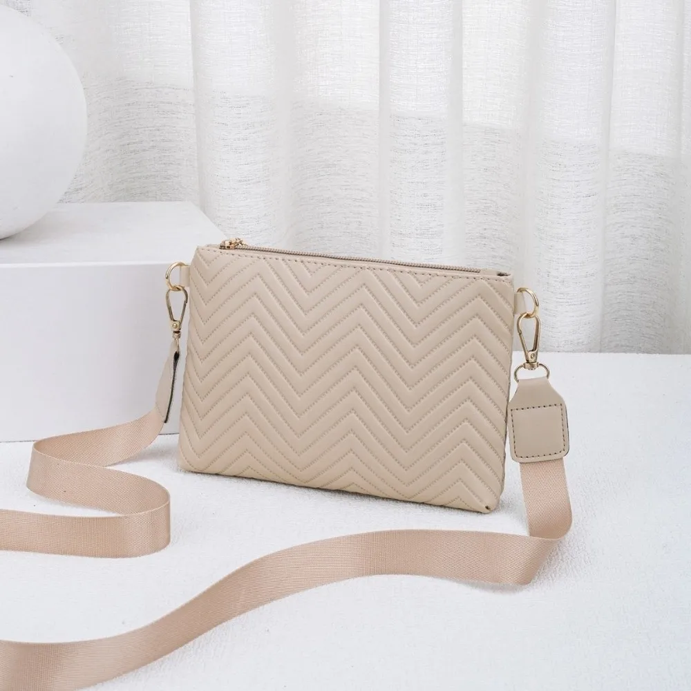 Sac à bandoulière à chaîne mat - Chain Crossbody Quilted avis et prix