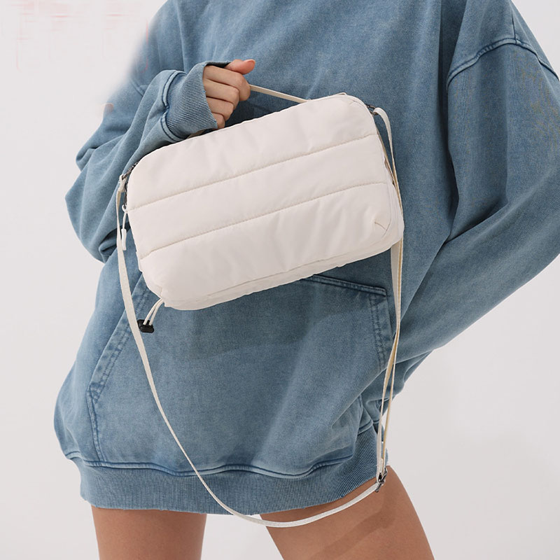 Sac bouffant en Nylon léger po - Chain Crossbody Quilted avis et prix