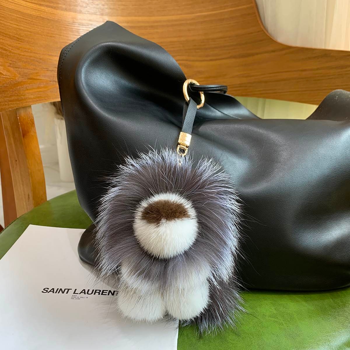 Porte-clés pendentif lion en v - Luxury Bags For Kids avis et prix
