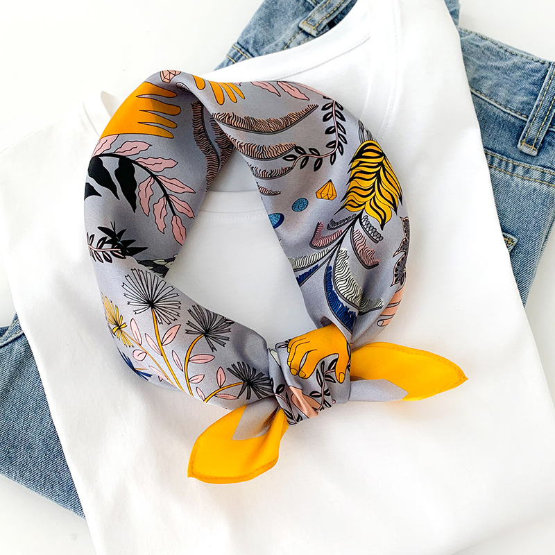 Femmes 70*70 cm carré Foulard  - Luxury Bags Duffle avis et prix