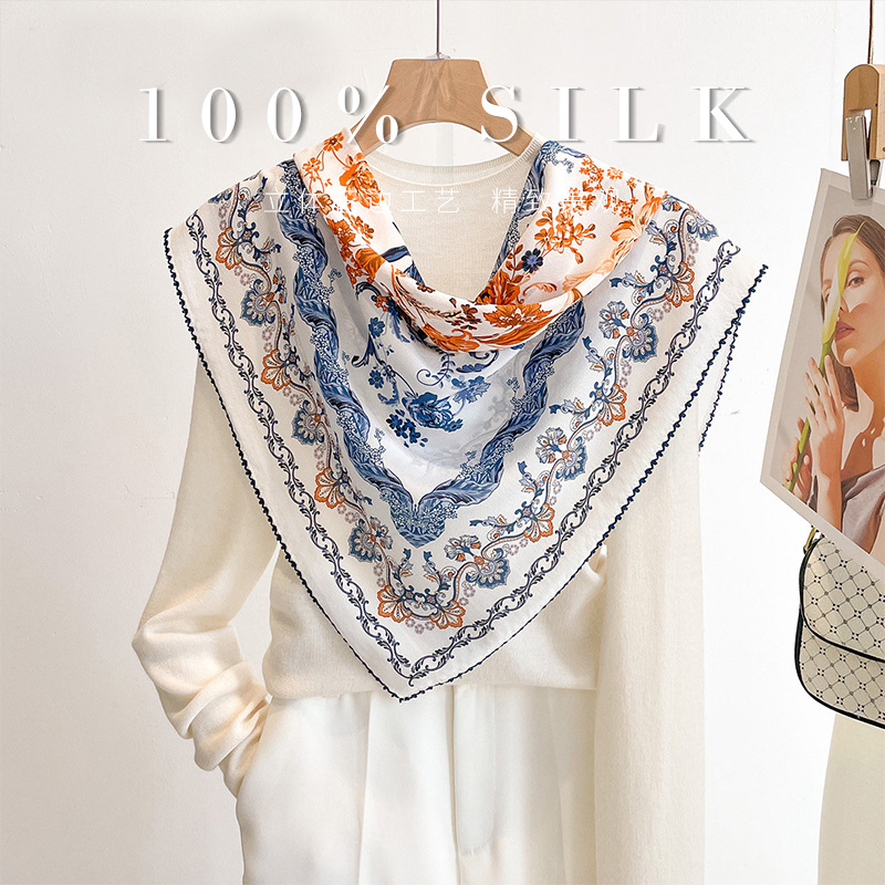 Foulard carré de luxe 100% soi - Luxury Bags Duffle avis et prix